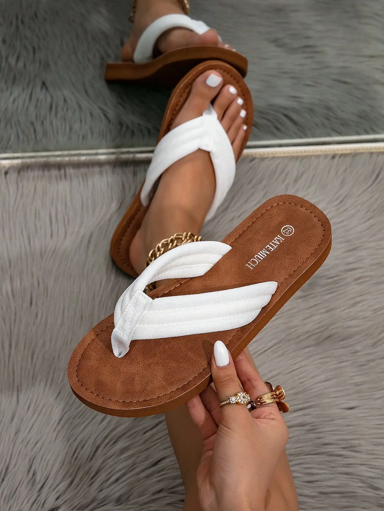 AESS White Open Toe Flat Sandals Women's Fashionable British Style Korean Cute Fresh Flip Flops Beach Vacation Summer Outfit