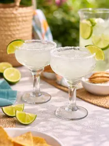 Coupe Margarita Glasses Set – Elegant Cocktail Glasses for Margaritas, Daiquiris & Desserts (Set of 2 & 4)
