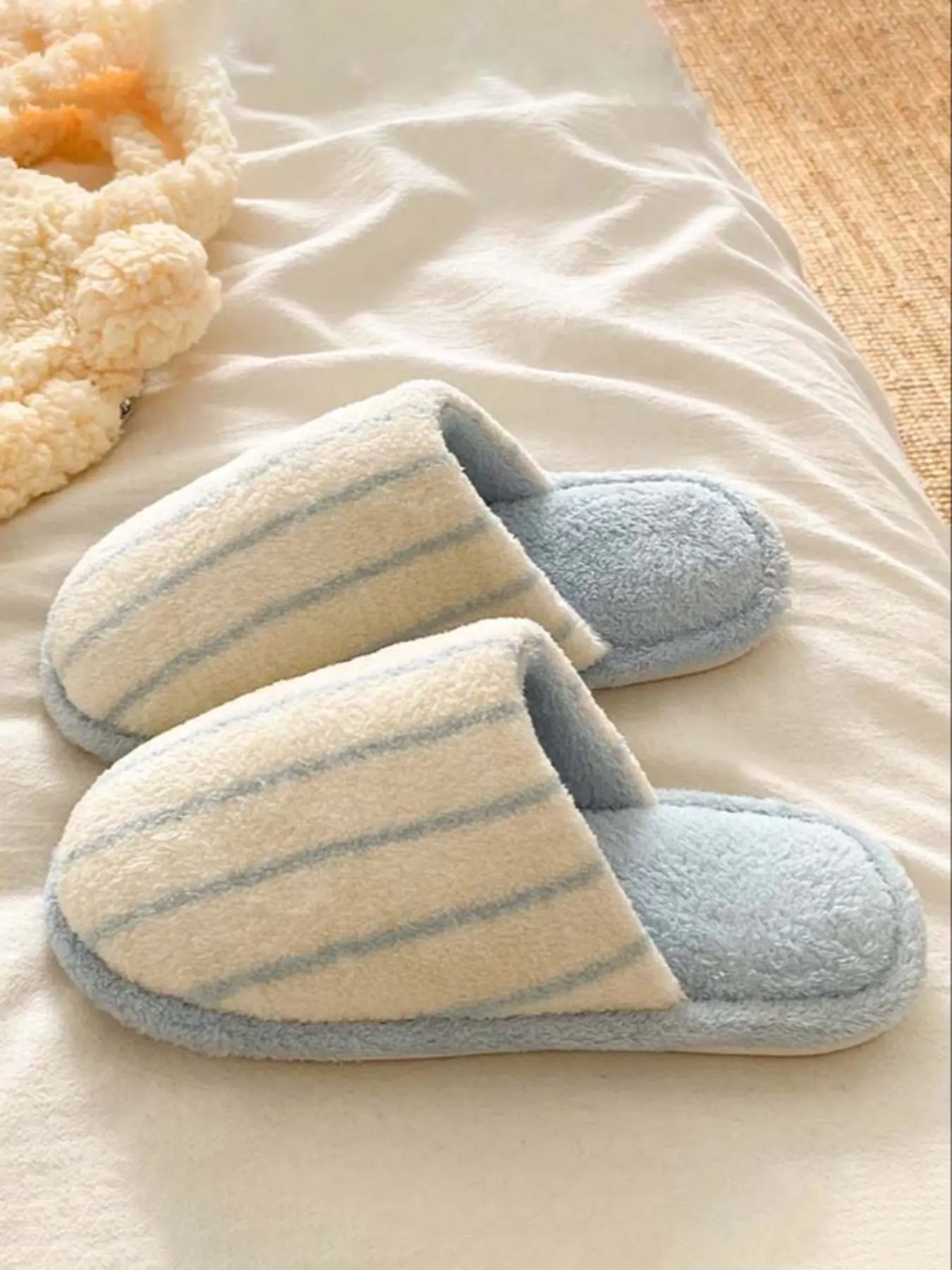 Autumn Winter Plush Striped Slippers, New Indoor Home Non-Slip Warm Casual Comfortable Shoes, Fall Winter Seasonal Footwear