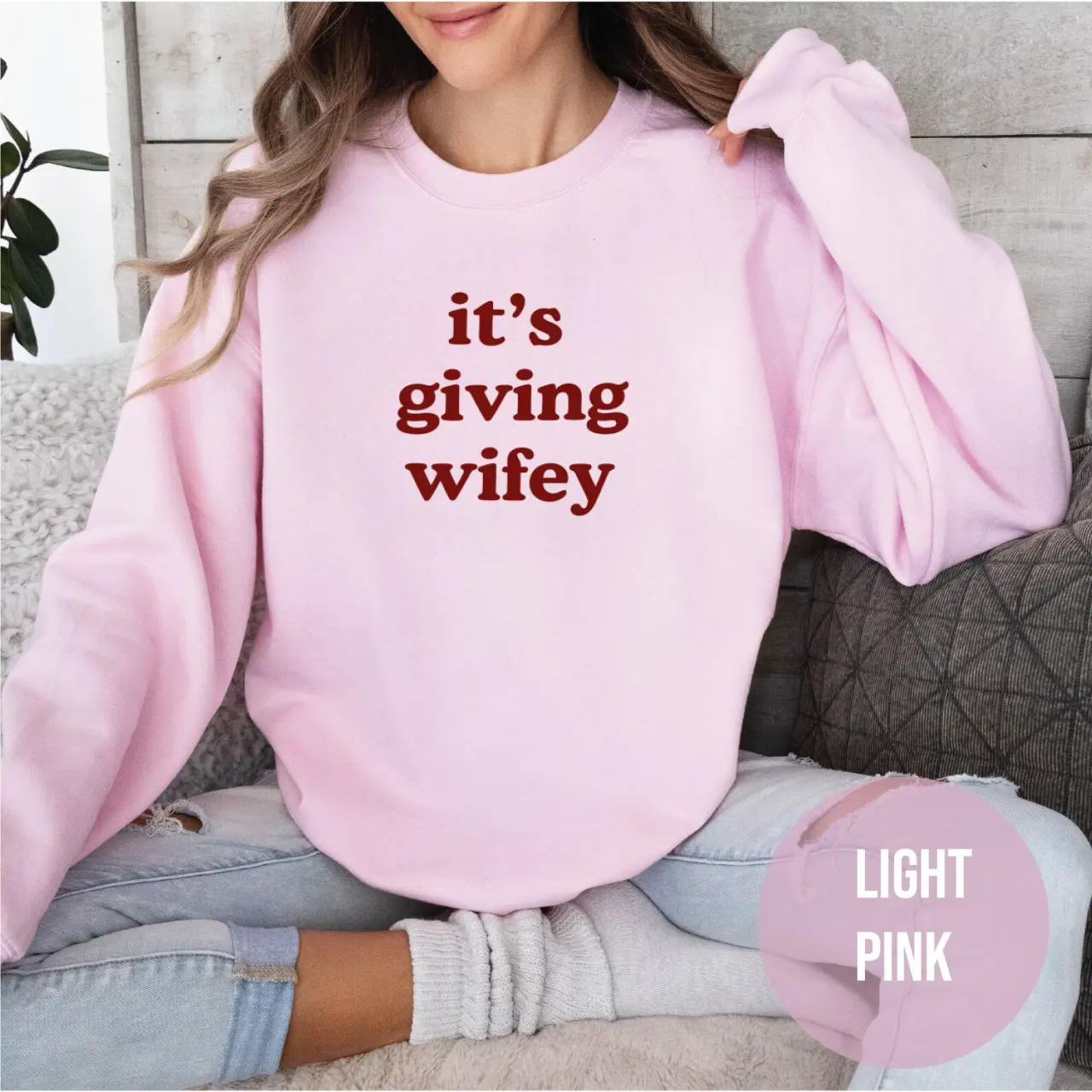 It's Giving Wifey Sweatshirt, Bride to Be Graphic Crewneck, Newlywed Honeymoon Sweater, Bridal Shower & Engagement Gift for Women