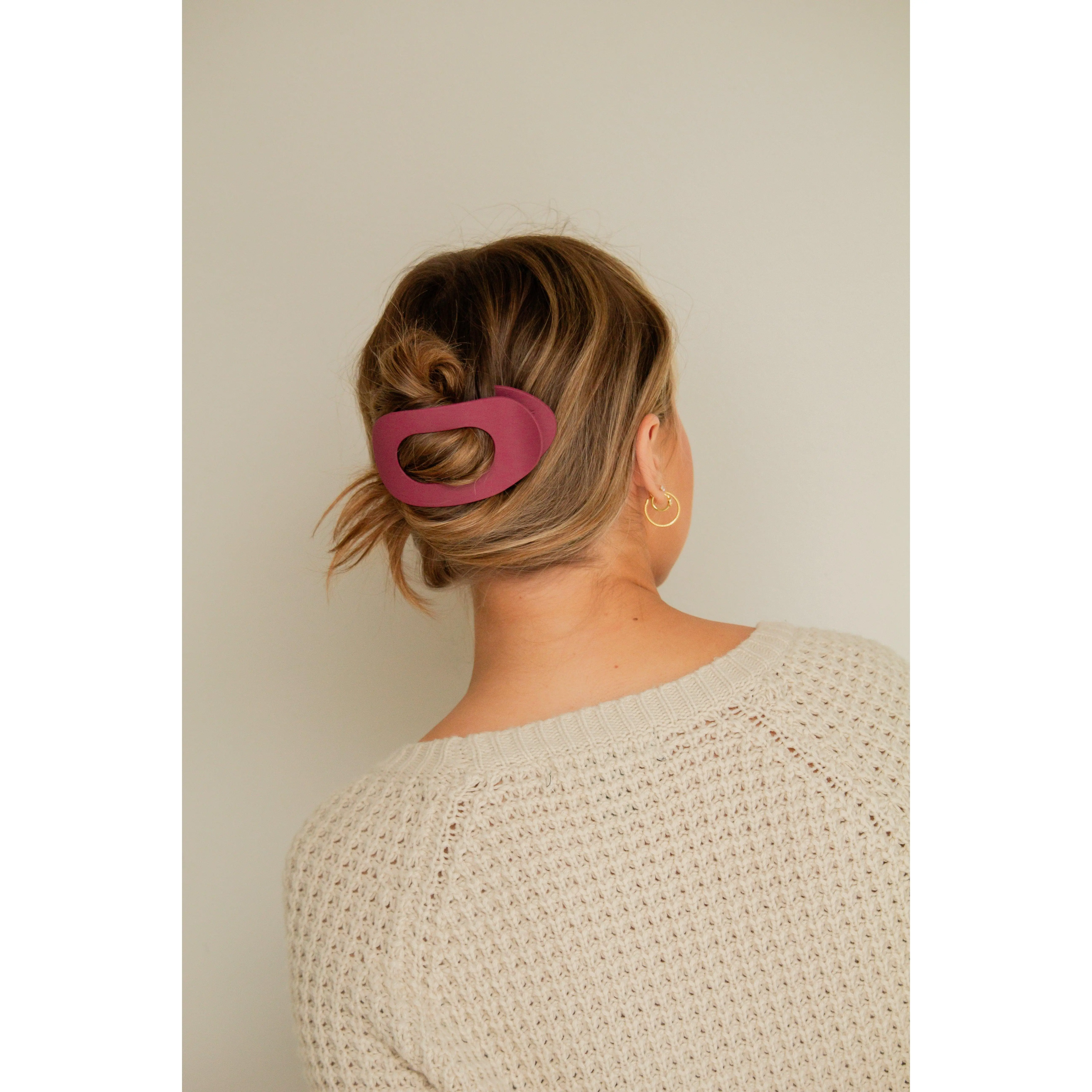 Circle Cutout Flat Claw Clip