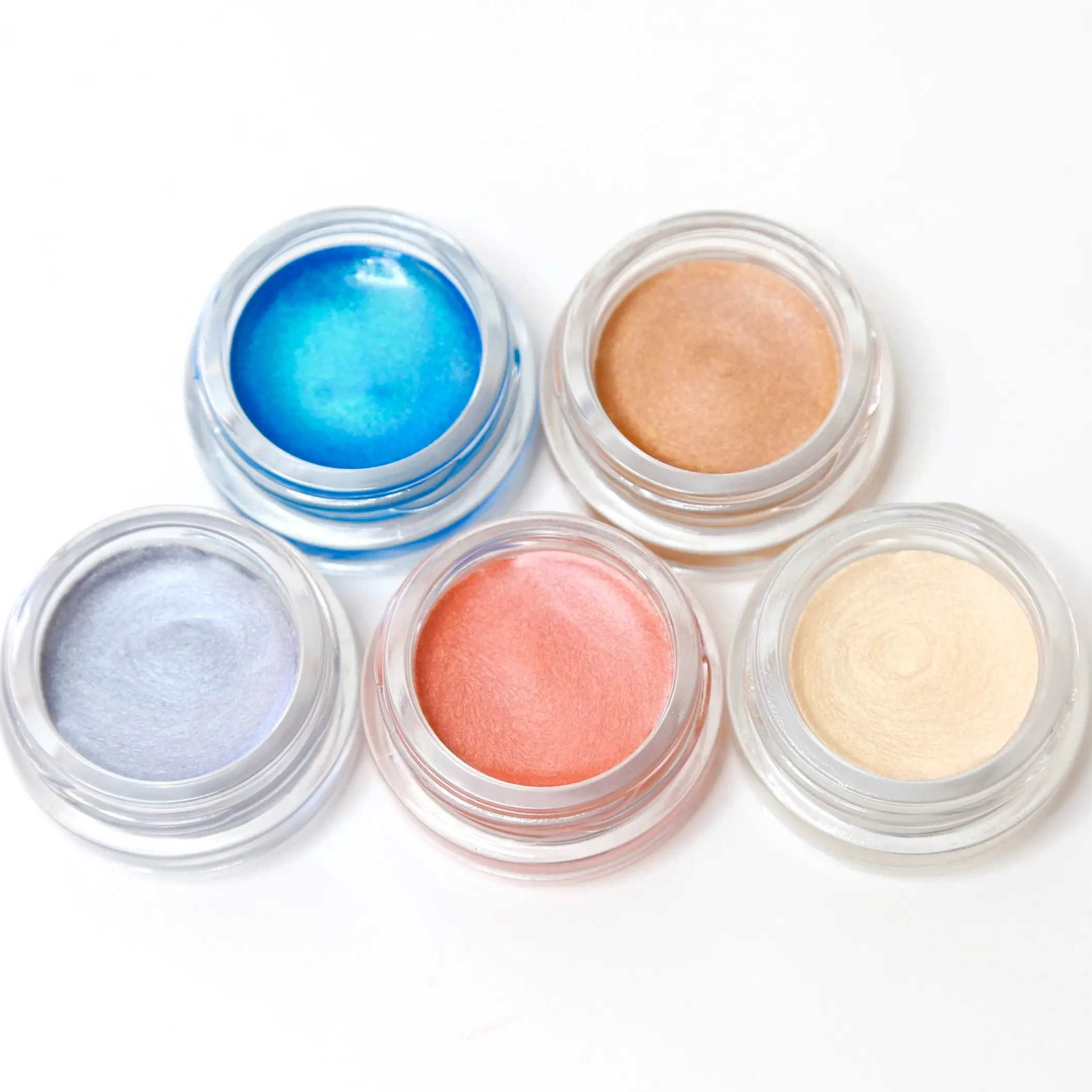 Long-Lasting Be A Bombshell Cosmetics Eye Base, the Cream Eyeshadow for a Subtle Shimmer or Eye Primer