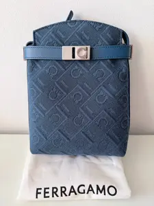 Pre-owned Monogram jacquard canvas Shoulder Bags Ferragamo Monogram Jacquard Mini Bucket Bag – Blue Canvas with Leather Trim