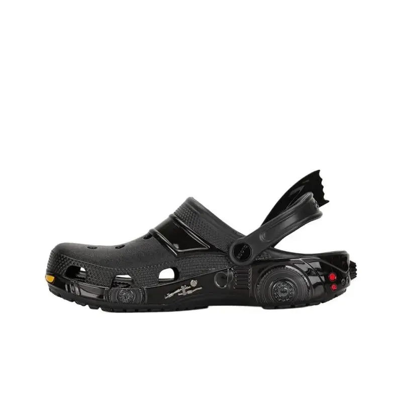 Crocs Classic Clog Batman Batmobile Men's 210219-001 New Crocs Classic Clog Batman Batmobile Men's 210219-001 New