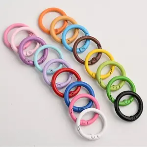 【D015 】DIY Customizable Keychain Set - Mobile Phone Chain Accessory Kit with Various Parts for Personalization, Stylish Design, Ideal for Friends' Smartphones