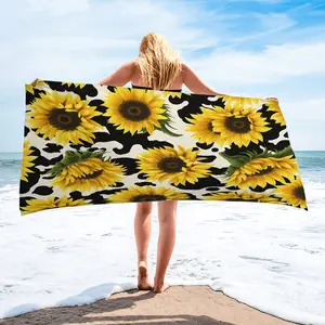 Sunflower Cow Print Beach Towel, Quick Dry Super Absorbent Pool Towel & Bath Blanket, Vibrant Western Floral Print, Multi-use for Beach Vacation, Pool Party, Camping & Daily Bath, Skin-friendly for Adults Kids