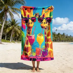 Colorful Giraffe Print Microfiber Quick-Dry Beach Towel, Absorbent and Durable, Reusable Home Textile for Travel and Leisure