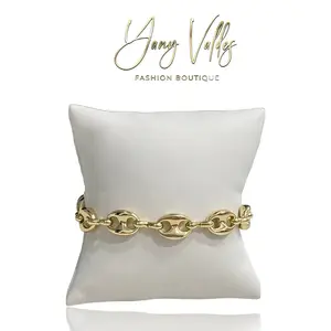 Beautiful unisex GG bracelet, gold plated, perfect for everyday wear. Length 21 cm.