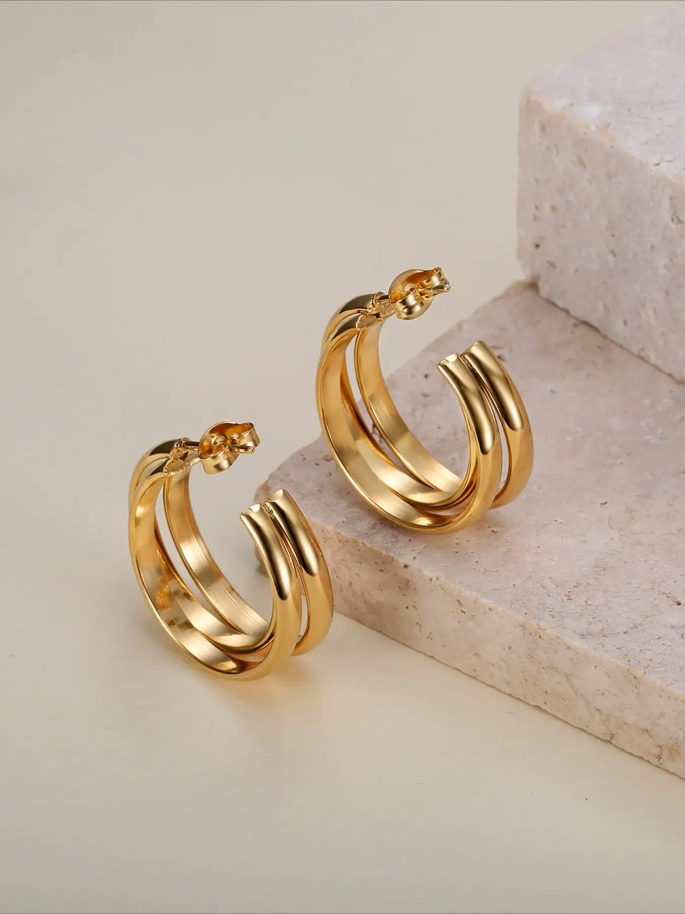 A Pair of Geometric Retro Metal Style Three-layer C-shaped Stainless Steel Earrings, Suitable for Women As Party Gifts Elegant Minimalist Earrings, High Quality Earrings