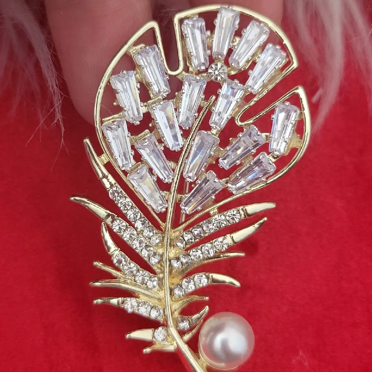 AD Brooch Saree Pin