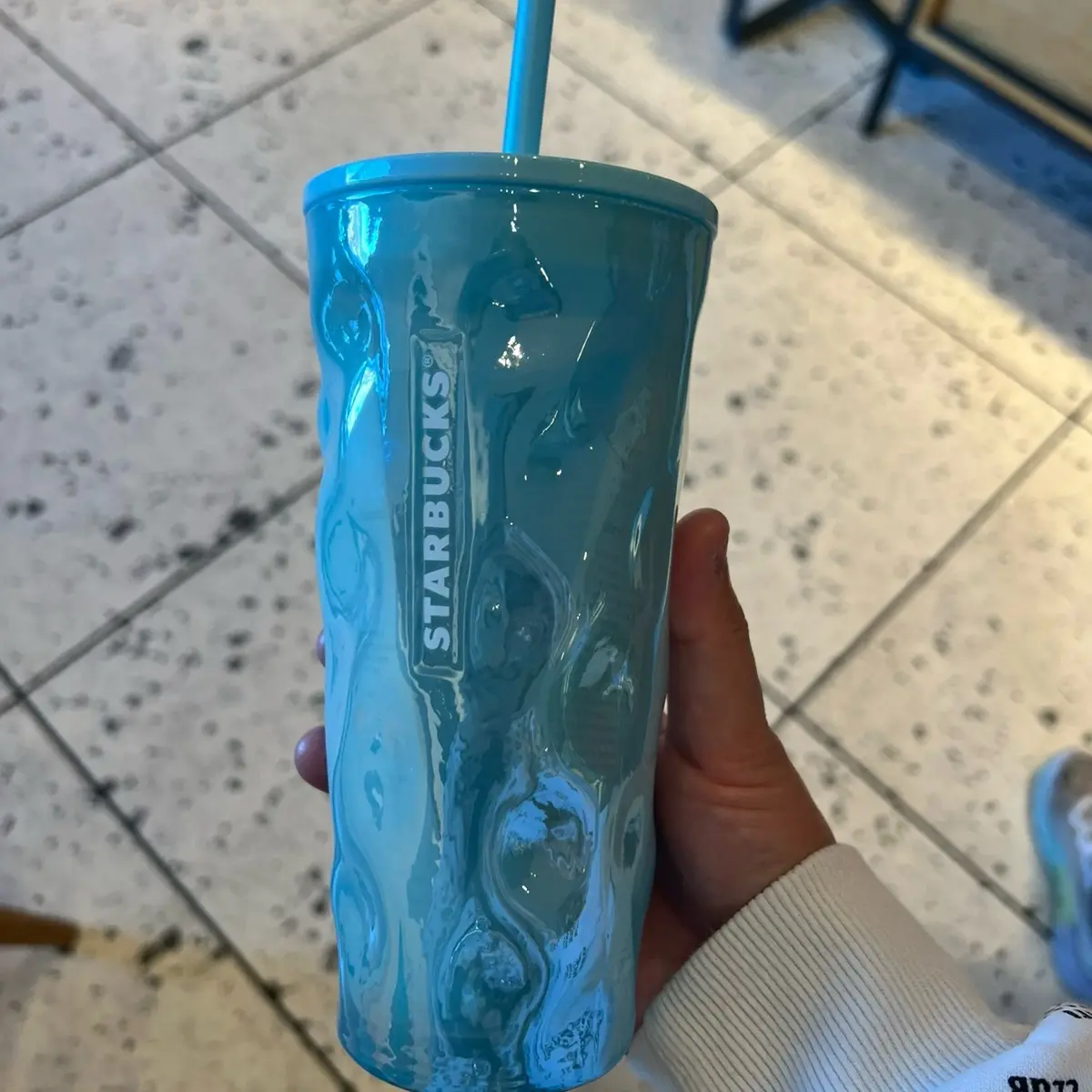 Starbucks Holiday 2024 Icey Blue Mottled Luster 18 Oz Glass Cold Cup  Tumbler - Perfect for your Cold Drinks - Drinkware, Bottle - TikTok Shop