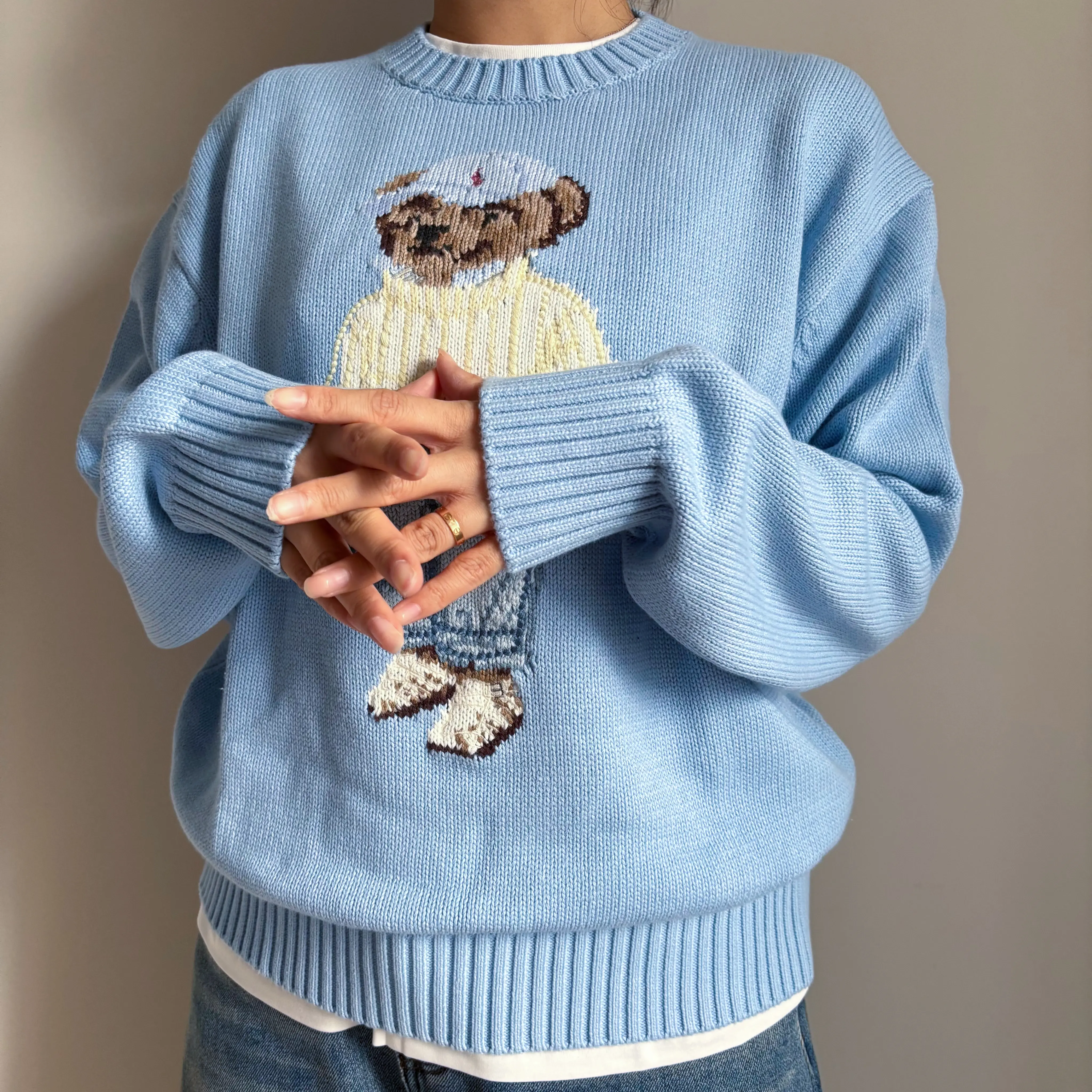 Women’s Bear Graphic Knit Sweater, Long Sleeve Crewneck Pullover, Casual Cozy Fall Winter Top