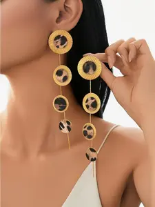 Round leopard print earrings, trendy and stylish, round disc earrings with tassel design.