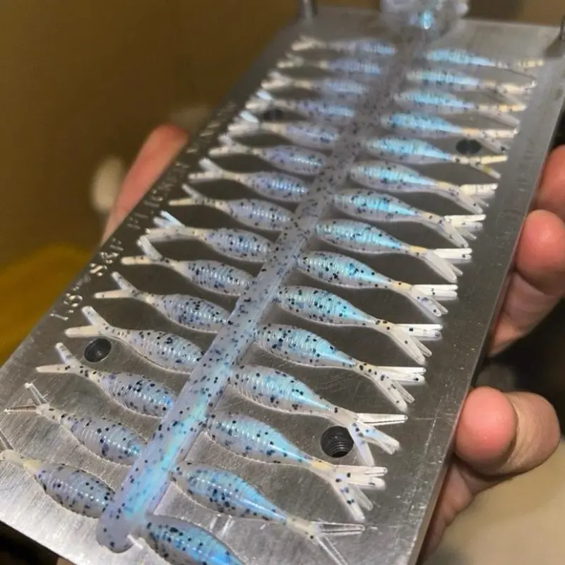 1.5” Flicker Shad (15 pack)- perfect for creeks and ponds!