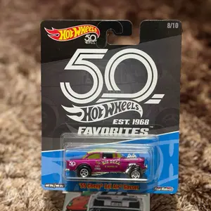 Hot Wheels 50 Favorites '55 Chevy Bel Air Casser Real Riders 8/10 Metal Model Car Collectible