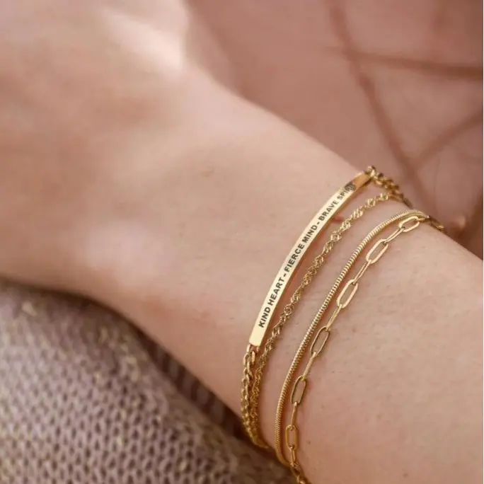 ACCENT CHAIN BRACELETS