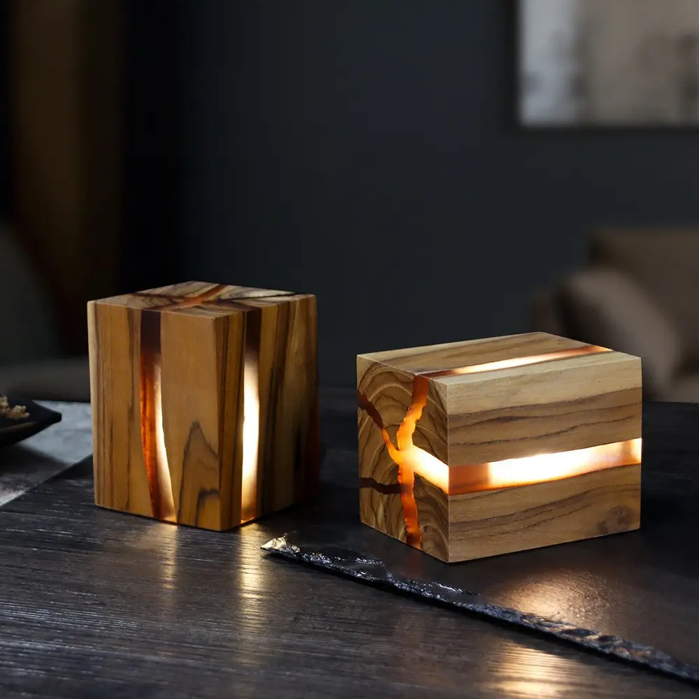 Cracked Wood Epoxy Resin Night Light, Handmade Cube LED Ambient Lamp, USB Powered Warm Glow Desk Lamp, Minimalist Wooden Bedside Decor Lamp, Creative Home Decor Lighting, Perfect Birthday Holiday Gift for Bedroom Living Room Office Deco