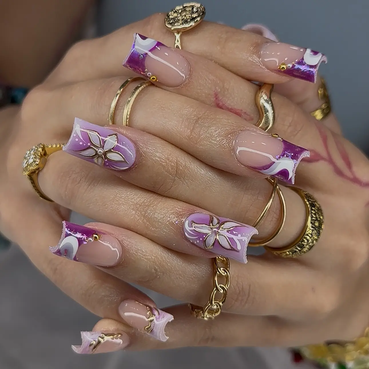 Luxury Purple Ombre Press On Nails Long Coffin 3D Flower Gold Chrome French Tip Handmade Reusable Glossy Acrylic False Nails for Women Wedding Bridal Party Gift