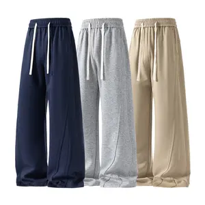 One men’s summer casual athletic pants with an elastic waistband for everyday outings and sports.