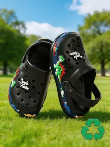Kids Hole Shoes Soft Comfortable Anti-Slip Wear-Resistant Fashion Versatile Use Beach Sandals for Boys Girls Daily Casual Outdoor Sports Summer Beach Sandals