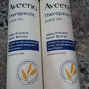 Product Review of Therapeutic Shave Gel with Oat for Dry Skin from L**S