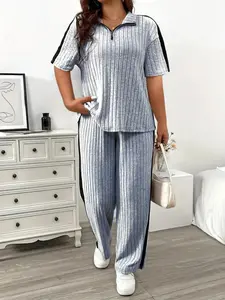 1 set of lapel zipper Knit Fitted fashionable short sleeved pants set, versatile and casual, suitable for outdoor wear at home