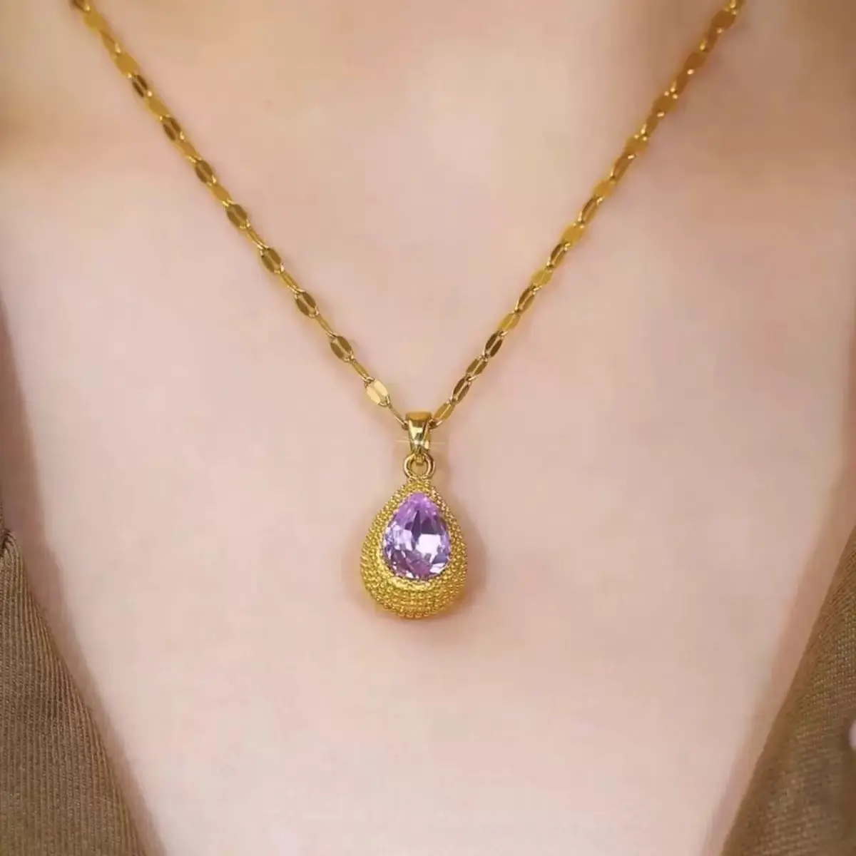 Luxury Purple Water Drop Necklace, Violet Durian-Inspired Pendant, Sweet Chic Statement Collarbone Chain Fashion Jewelry for Women DZXL3151