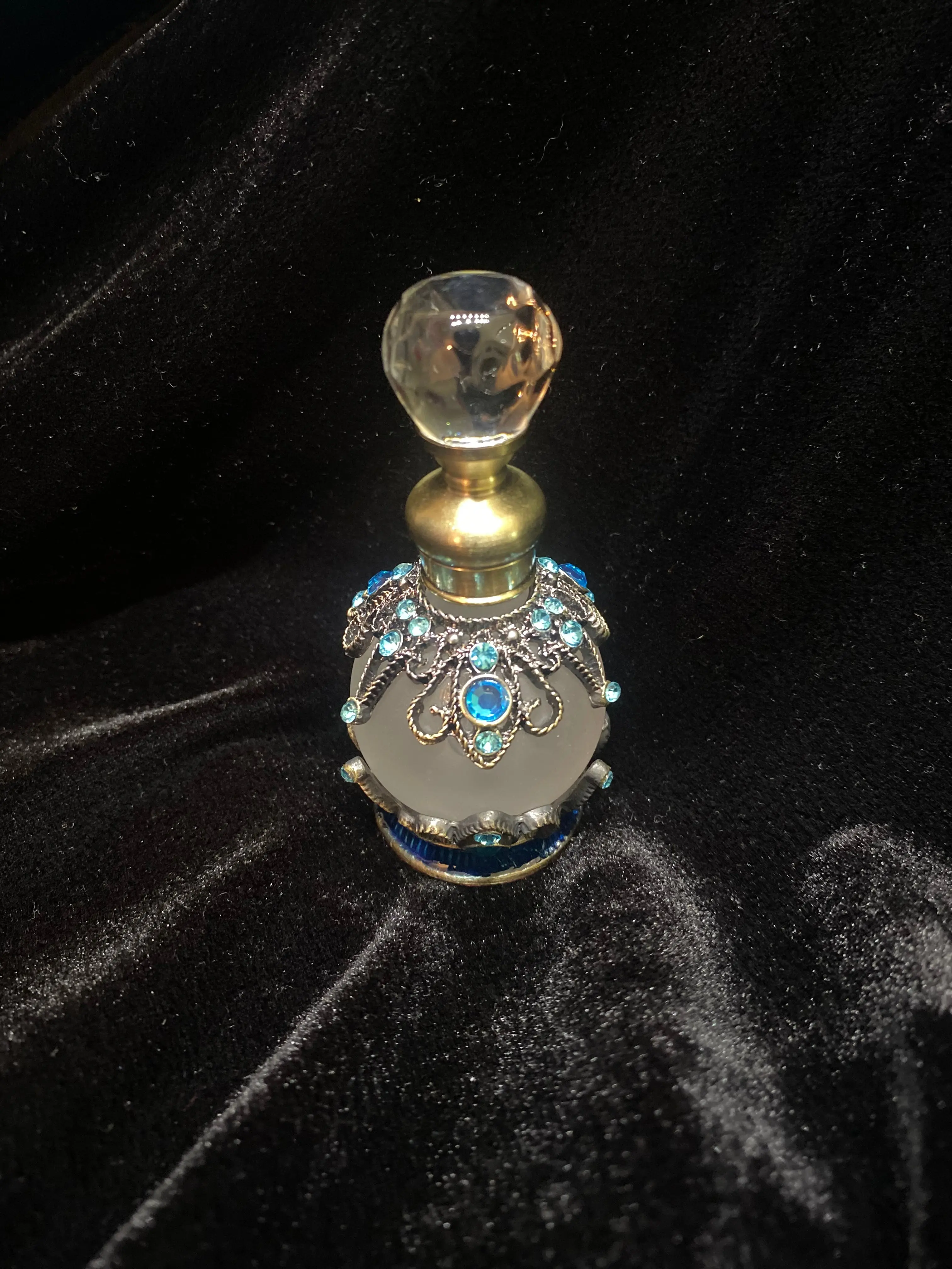 Vintage Look Perfume Bottle/Blue Vintage Look Perfume Bottle/Blue
