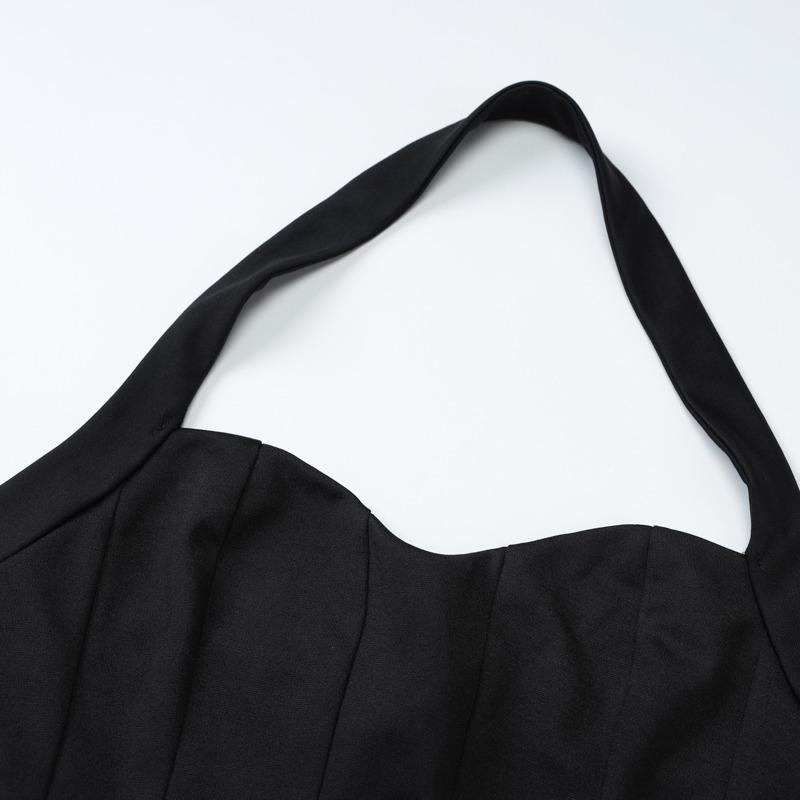 Halter Neck Pleated A-Line Slim-Fit Mini Dress for Women's Elegant Sleeveless Dress Versatile to Night Party Dating & Holiday Beach Outfit Solid Color Casual Dresses