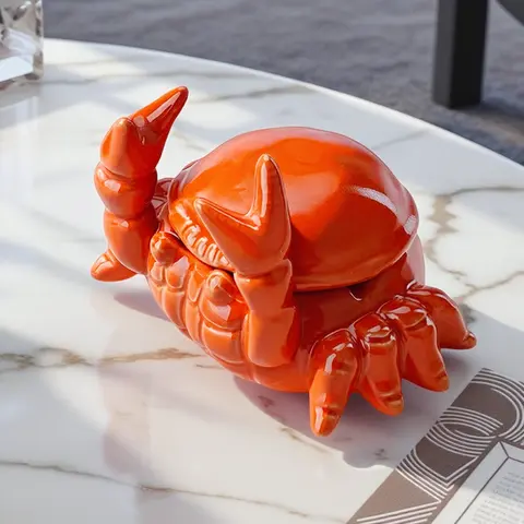 Premium Ceramic Crab Critter Figurine Ashtray - Windproof, Smooth, Lidded, 3 Butt Slots, Whimsical Home Decor, Funky Ashtrays, Multifunctional Adult Desk Organiser, Unique Smoker Gift with Box, Home Decor Items for Indoors/Outdoors