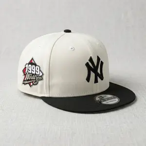 New Era 9FIFTY New York Yankees World Series Cap – Cream & Black Snapback Hat with 1999 Side Patch