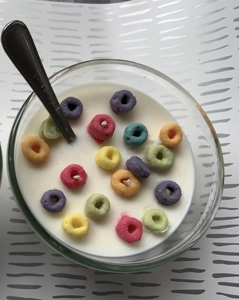 Fruit Loop Candle