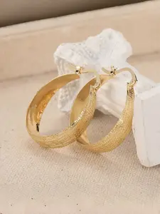 1pair Greek Key Pattern Hoop Earrings, Textured Geometric Statement Hoops for Women, Fashionable Jewelry Accessory