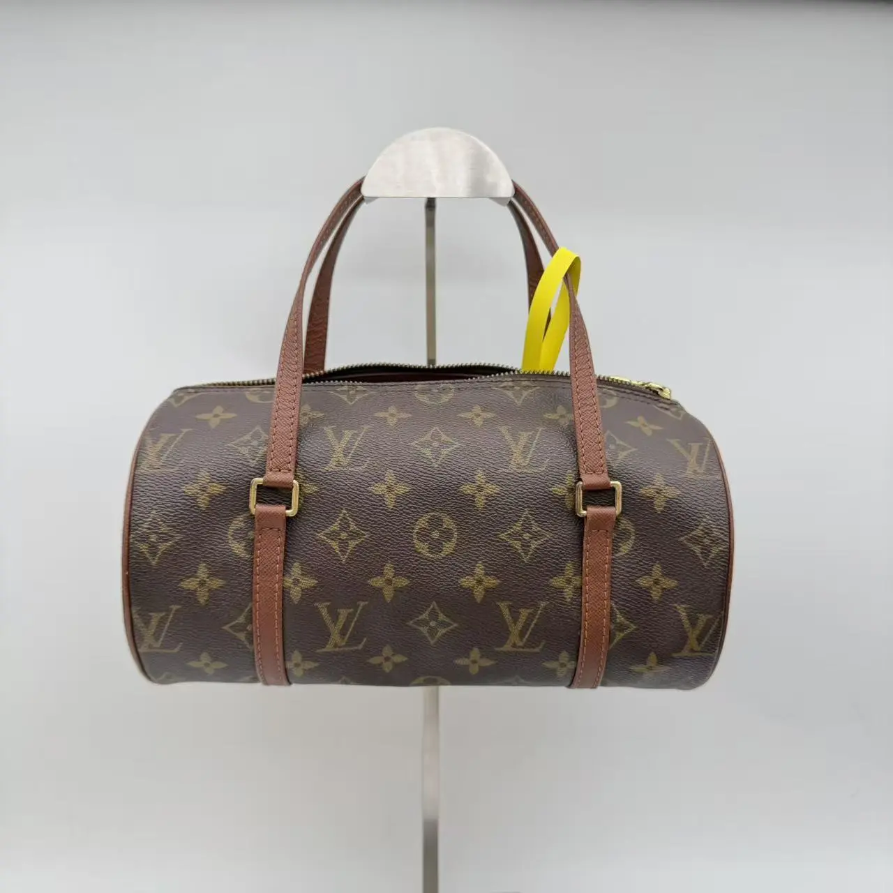 Pre-owned Louis Vuitton RL1 Monogram Papillon26 Cylindrical Shoulder Bag 23849881