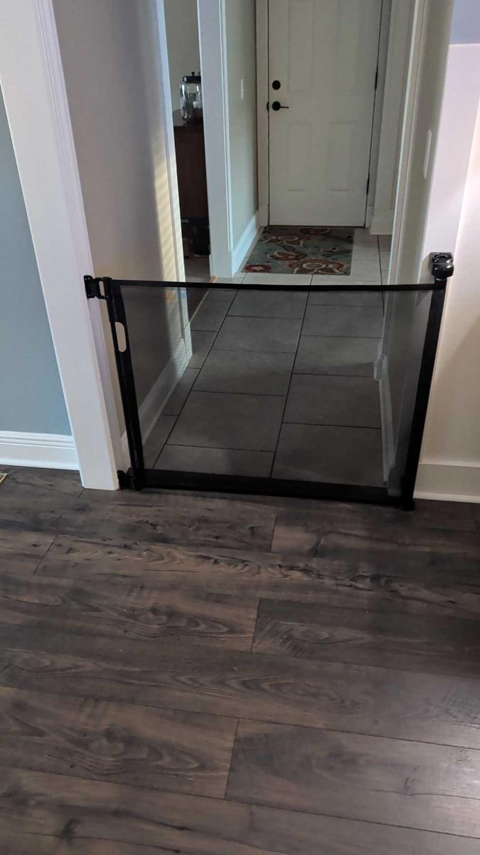 Item: black, 33.1*55inch