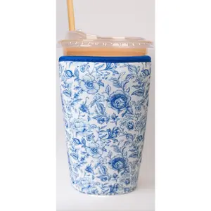 Reusable Neoprene Insulated Sleeve for Iced Coffee Cup – Cold & Hot Drinks Beverage Holder, Vintage Blossoms Pattern. Fits 32oz Large Cups, Prevents Condensation & Burns – Eco-Friendly, Washable, Stylish Travel Essential