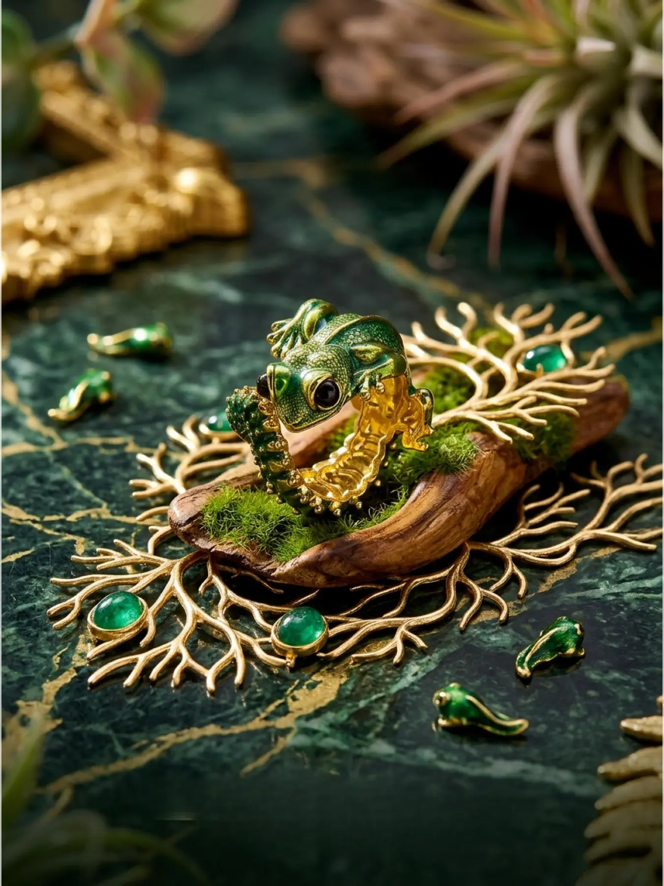 A unique 3D lizard enamel ring featuring a distinctive Gothic style, suitable for everyday wear.