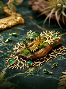 A unique 3D lizard enamel ring featuring a distinctive Gothic style, suitable for everyday wear.