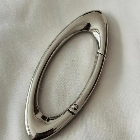 Oval Shaped Metal Carabiner Keychain, Zinc Alloy Hook Carabiner Clip for Men, Carabiner Hooks, Trendy Versatile & Exquisite Accessory for Birthday Gift
