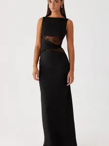 2026 New Sleeveless Lace Patchwork Dress, Slim-Fitting Elegant Long Dress, Perfect for Daily Parties and Dinners