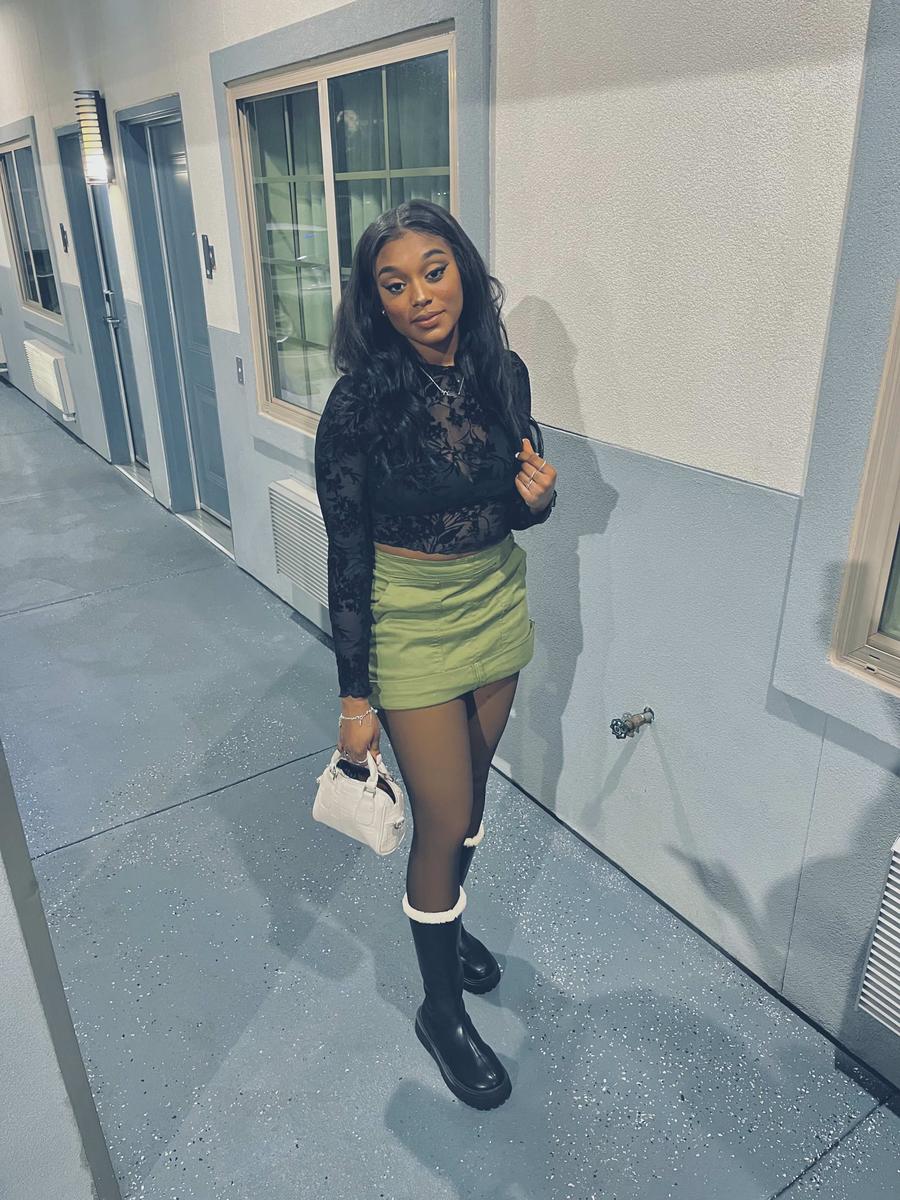 Item: Body Wave [Natural Black], 7PCS Seamless, 22 Inch