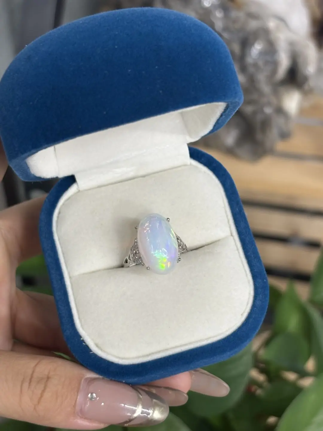 Astrid(11486)gc.Aurora Glow Opal Solitaire Silver Ring