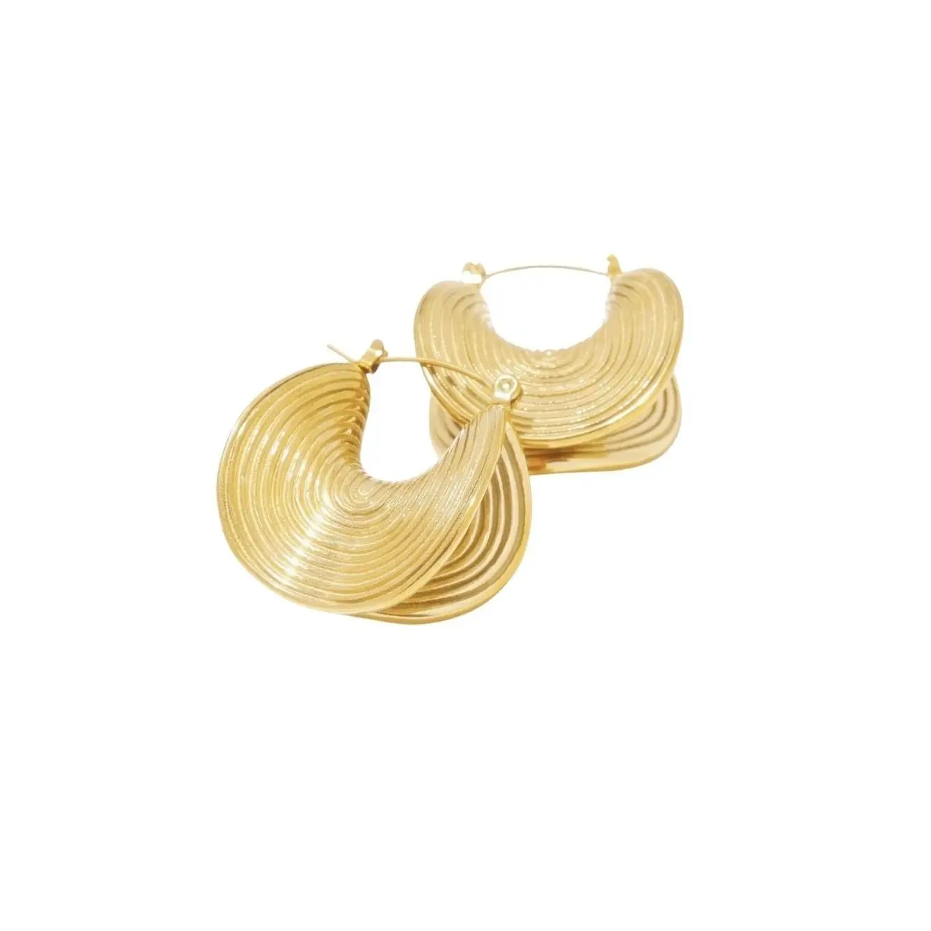 Kylie Wave Earrings - Gold, Elegant Design, Perfect for Any Occasion