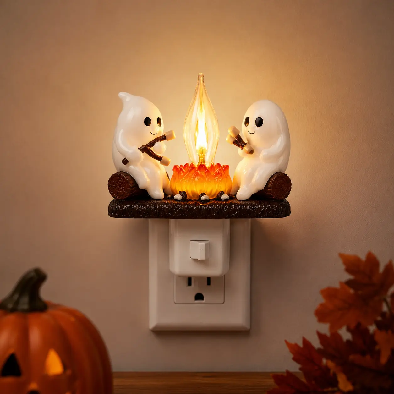 Ghost Shape Halloween Nightlight - 3D Spooky Fire Marshmallow, Flickering Campfire Glow, Halloween Aesthetic Decor for Home Festive Supplies, Compact