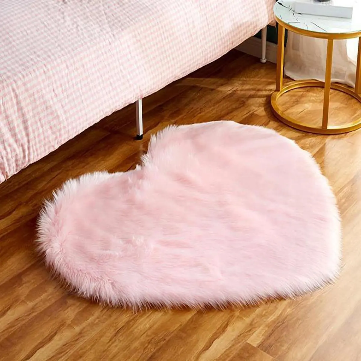 1 Piece Heart Shaped Indoor Carpet, Fluffy Area Rug, Non Slip Rug, Machine Washable Rug, Decorative Rugs, Rectangle Home Decorative Mat, Anti-slip Soft Floor Mat For Living Room Bedroom Kids Playroom Nursery Home Decor