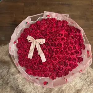 100 Count Red Rose Bouquet - Strawberry Bouquet - Anniversary gifts for her