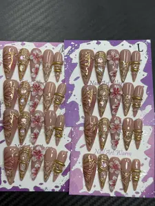 Lucy(11317)gc.Bangle nails