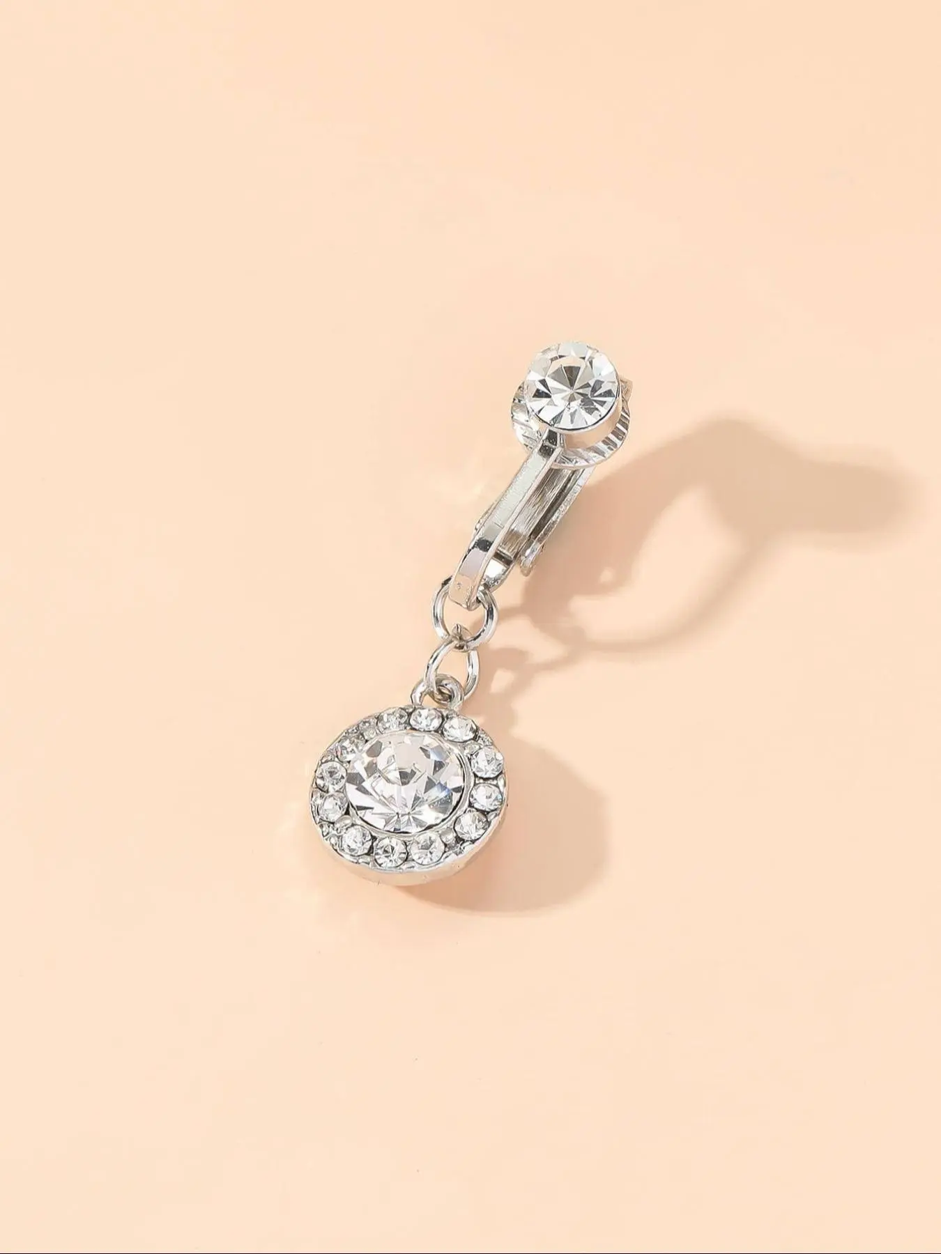 Fashion Faux Belly Piercing Fake Belly Ring, Fashion Faux Belly Button Piercing Clip on Belly Button Rings, Non Piercing Body Jewelry for Women, Belly Hoops, Chic Body Jewelry