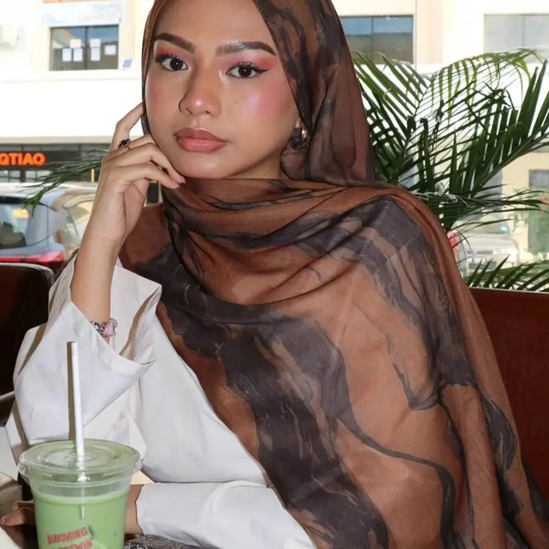 1Pc New Design Printed Hijabs, Turban Hijab, Premium Ombre Marble Water Print Women Headscarf For Muslim, Soft Material Polyester Scarf Multifunctional Sunscreen/Windproof Shawl, Suitable For Daily Life/Holiday Parties Abaya Accessories Veil
