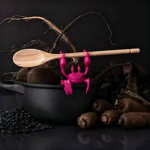 New Mini Crab Silicone Spoon & Pot Lid Holder-Vibrant Rose Red Non-Slip Kitchen Decor,Heat-Resistant Cutlery Ornament,Creative Holiday Tableware Gift
